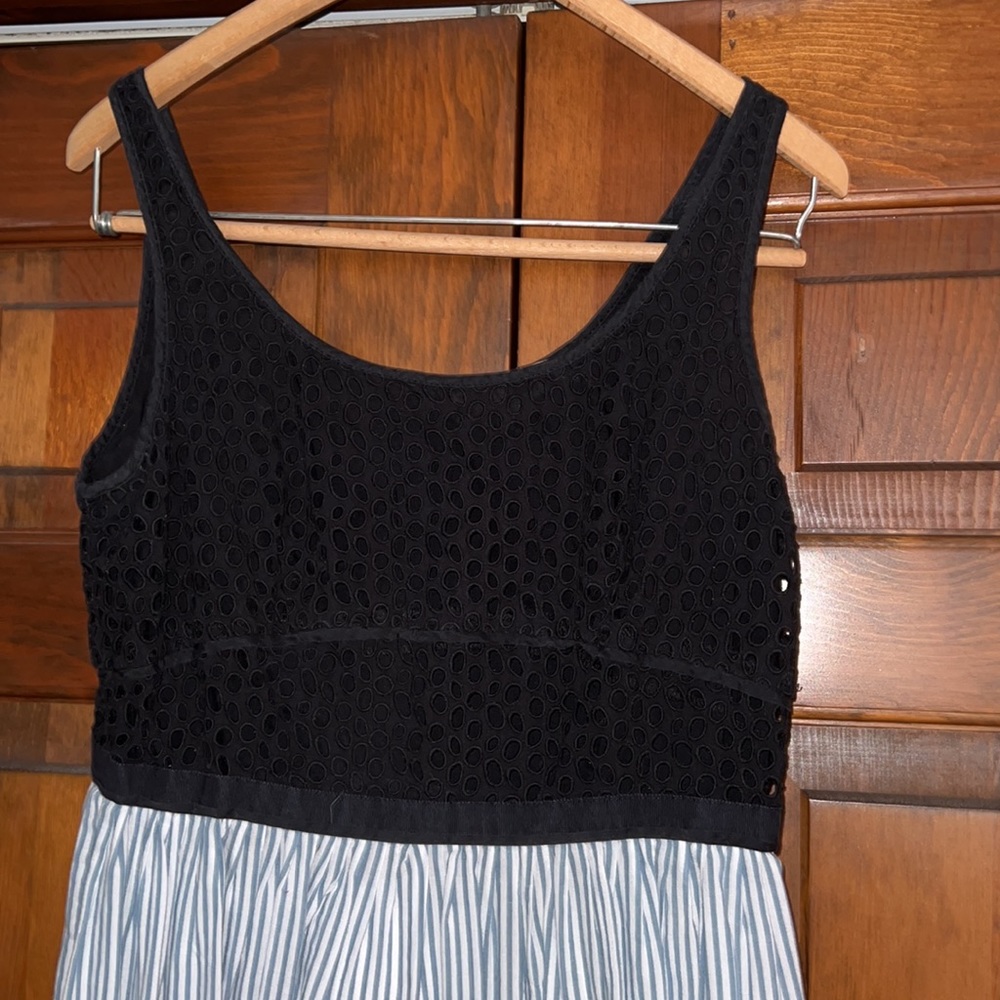 Loft Dress - Picture 2 of 6